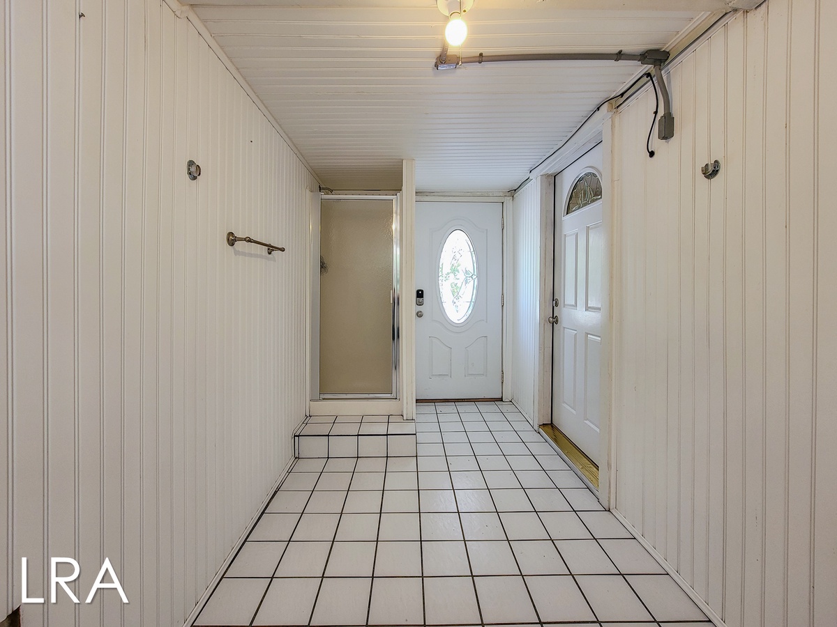 2717 S Shore Dr - Oceanside Manor (134)