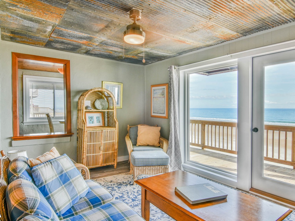 Oceeanview Sitting Area