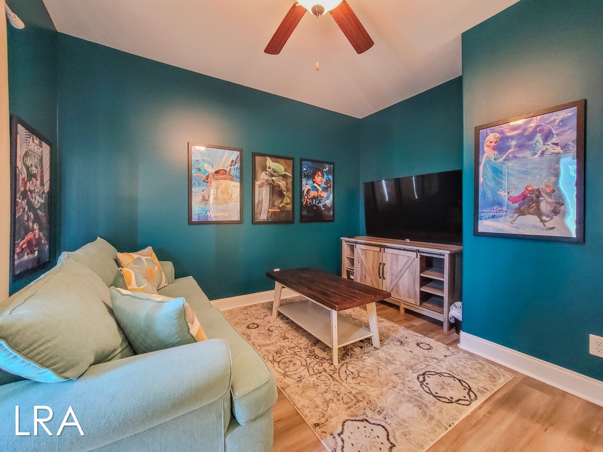 Sleeper Sofa Room-39