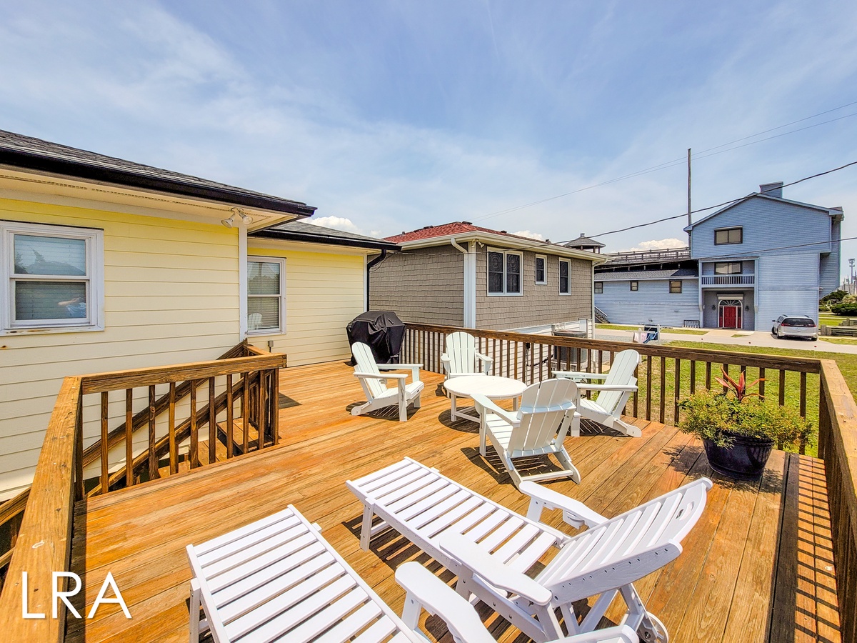 1103 Channel Blvd (Tied Dyed [Ext Update - Deck and Porch]) - watermarked-5