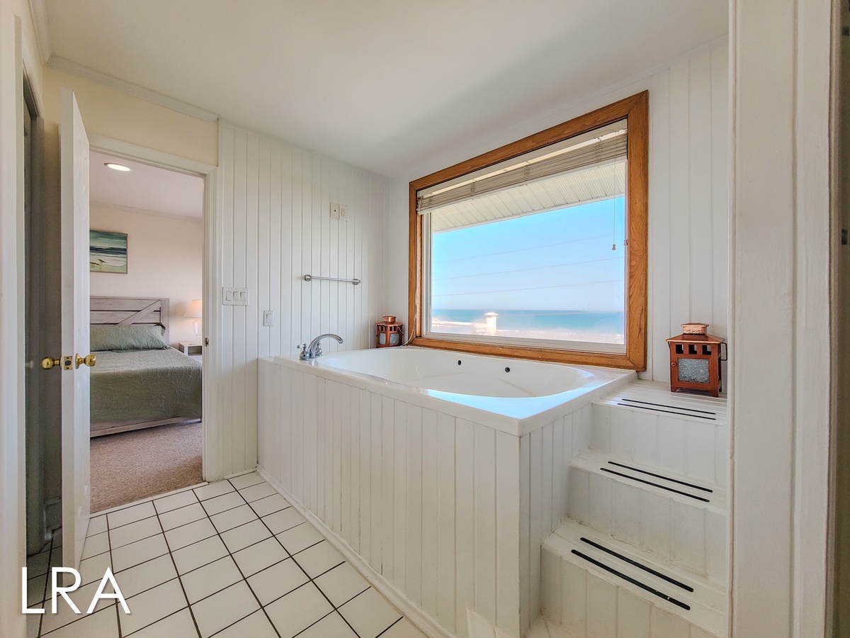 2717 S Shore Dr - Oceanside Manor (25)