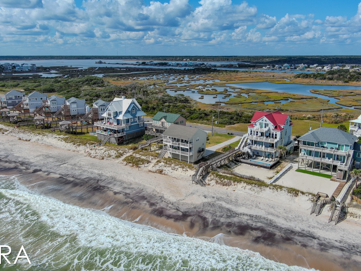 1050 New River Inlet Rd (Footprints In The Sand [Int Ext Aerials Desc]) - watermarked-48