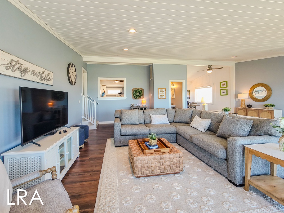 1185 N Anderson Blvd (The Sandlot [Int Ext]) - watermarked-44