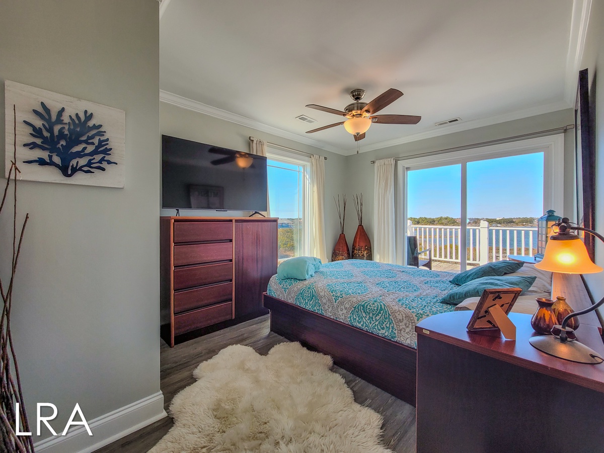 1743 New River Inlet Rd (Good Day Sunshine [Int]) - watermarked-20