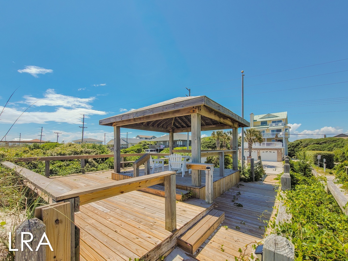 2717 S Shore Dr - Oceanside Manor (75)