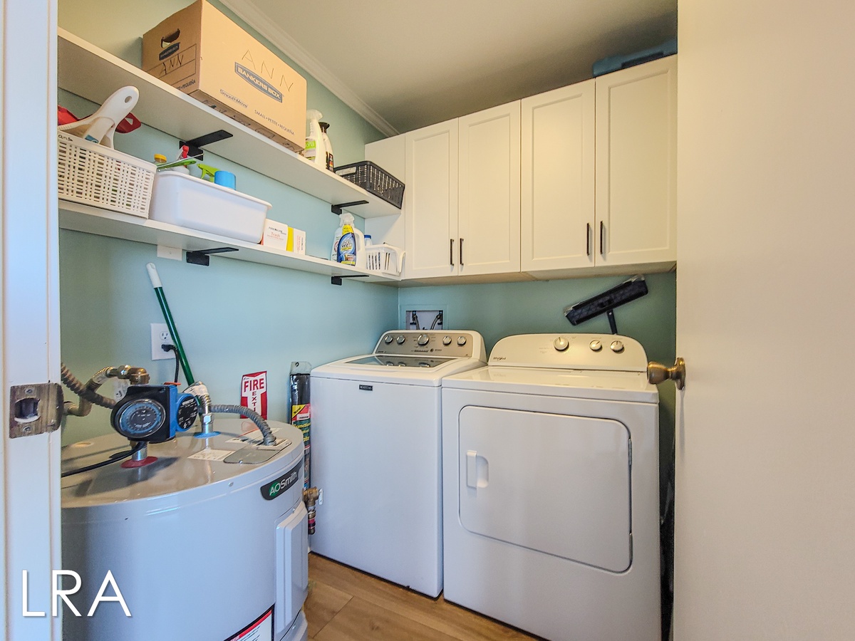 Washer and Dryer -01