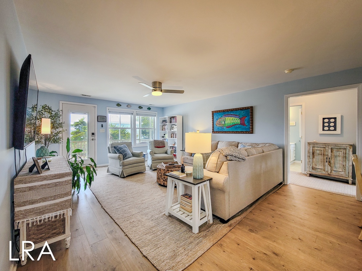 1003 Channel Blvd (Tied Dyed [Int Ext Aerials]) - watermarked-1