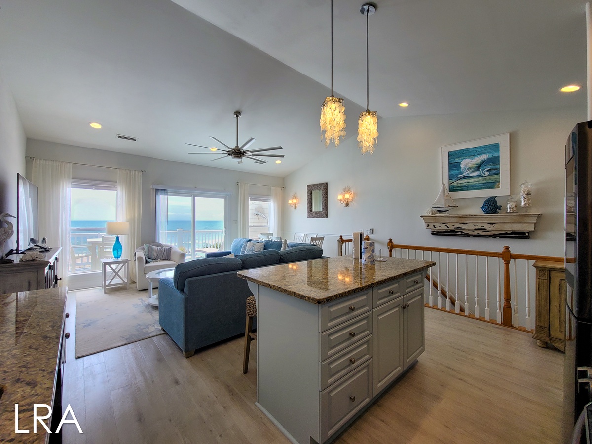 Dining Room/Kitchen-10