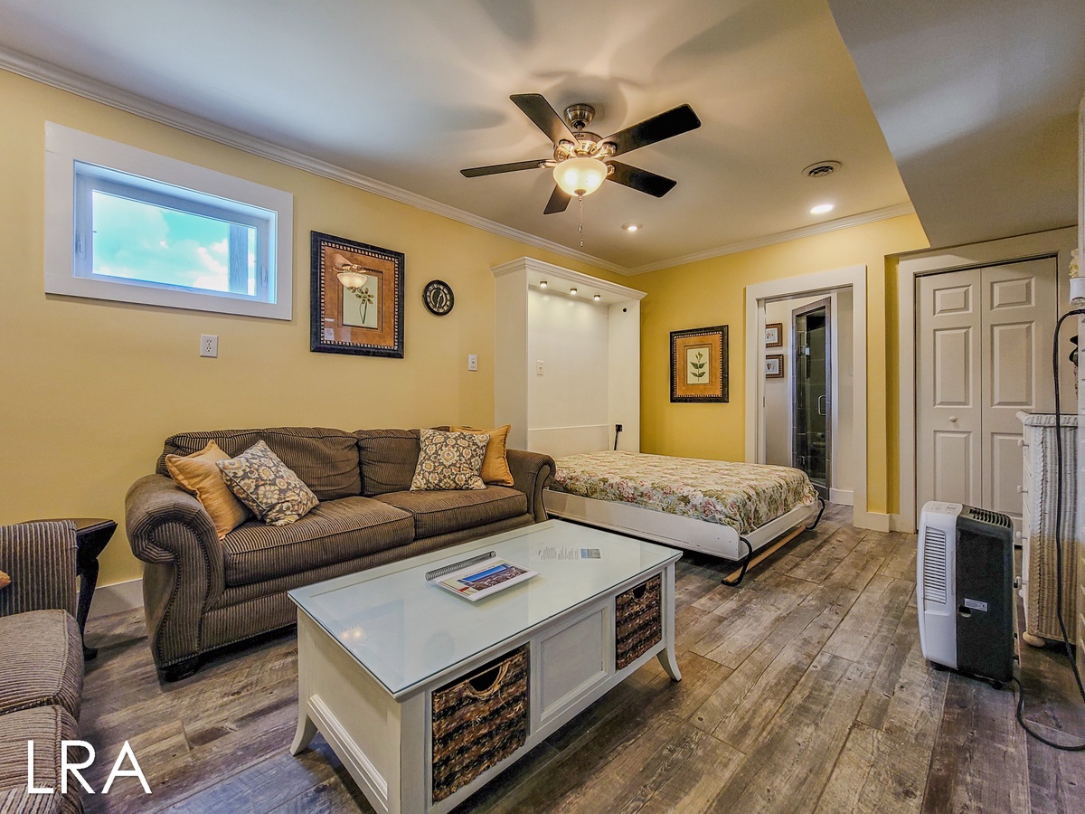 Living Area2 + Double Bed-09