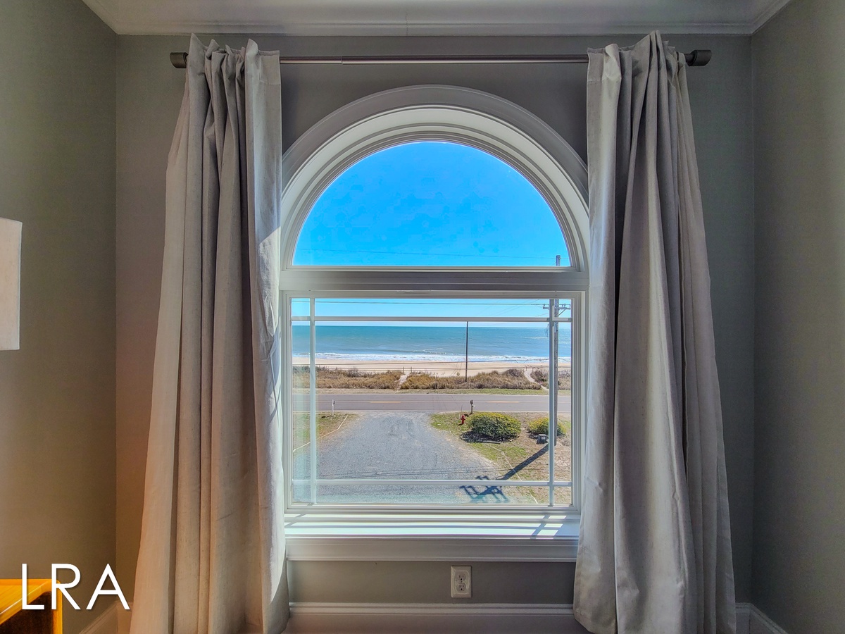 1743 New River Inlet Rd (Good Day Sunshine [Int]) - watermarked-16