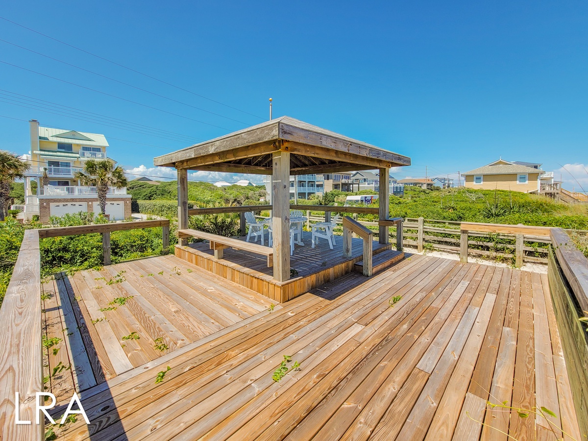 2717 S Shore Dr - Oceanside Manor (80)