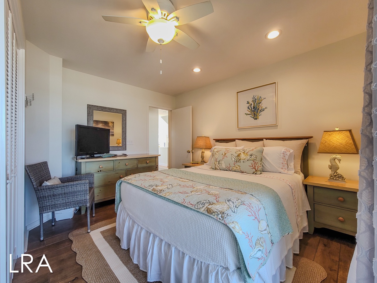 2405 S Shore Dr (Audreys Pearl [Int Ext Aerials] - watermarked-52