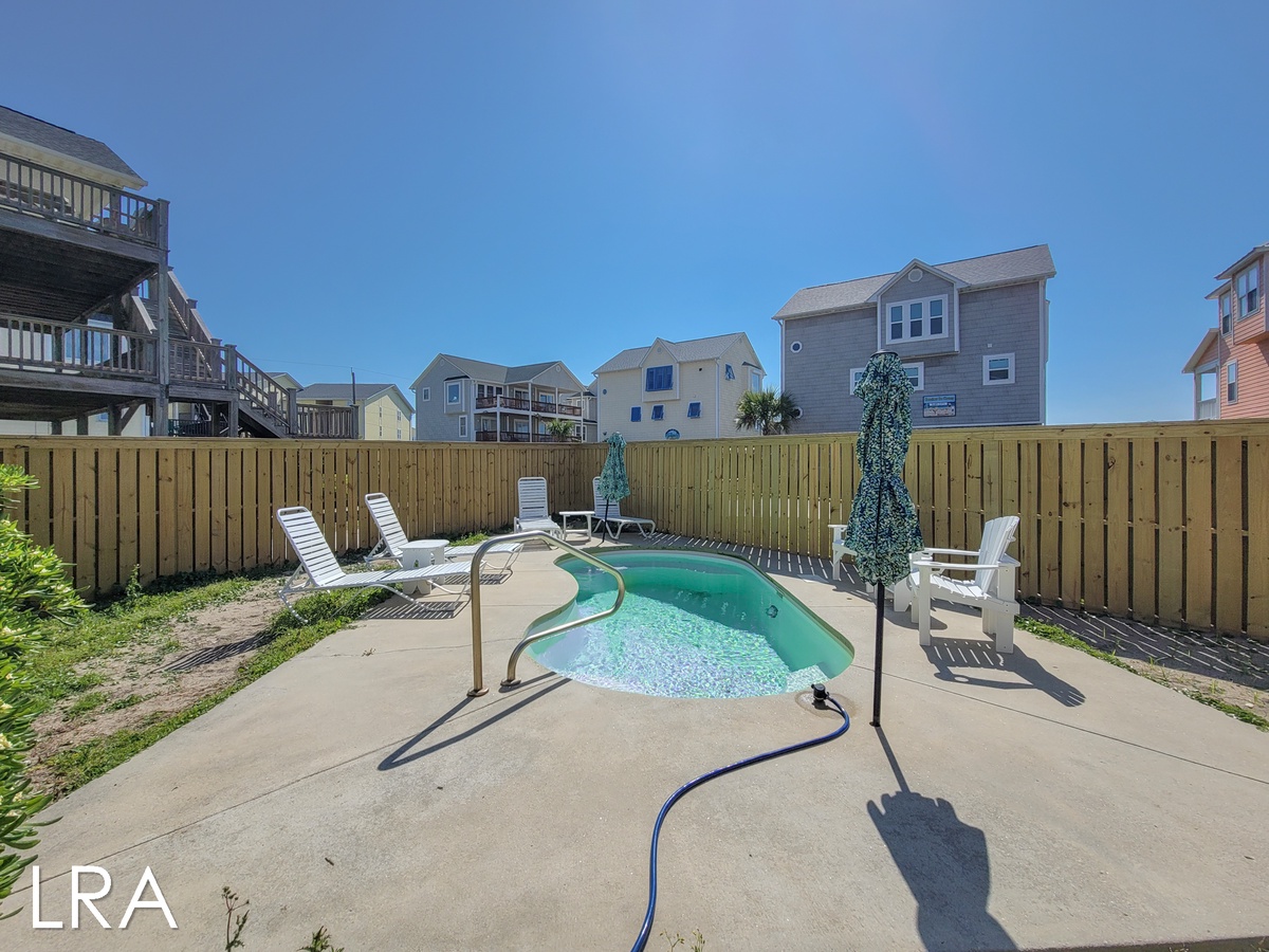 818 N Topsail Dr (Bella Lido [Ext Refresh - Pool Fence]) - watermarked-5