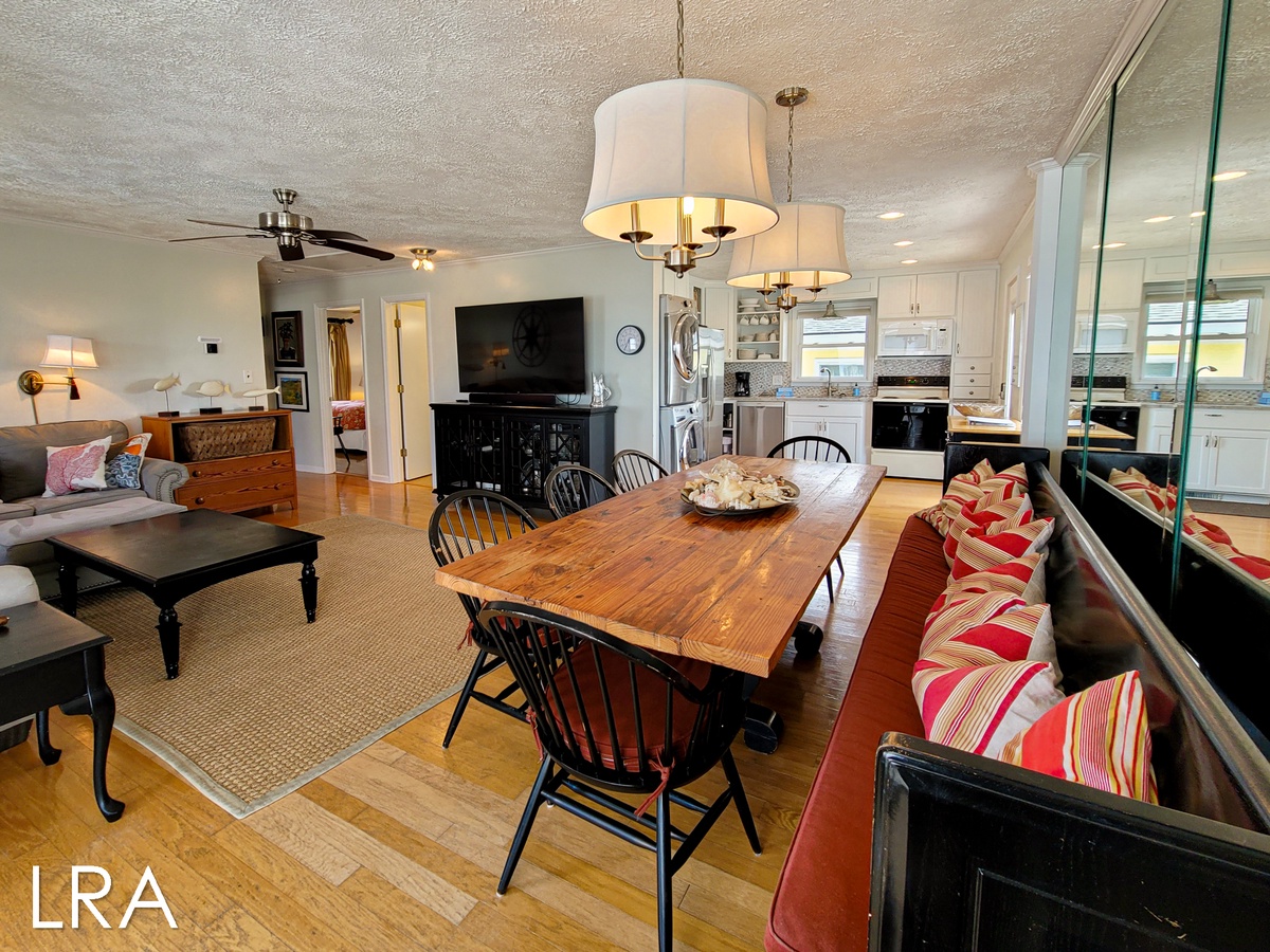 Hoot & Holler Vacation Rental in Topsail Beach,NC Lewis Realty