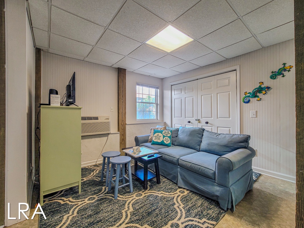 804 S Shore Dr (Beachy McBeach House [Int Ext Aerials]) - watermarked-23