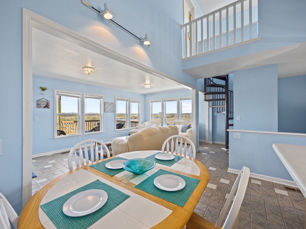 19-web-or-mls-3735 Island Dr. 45