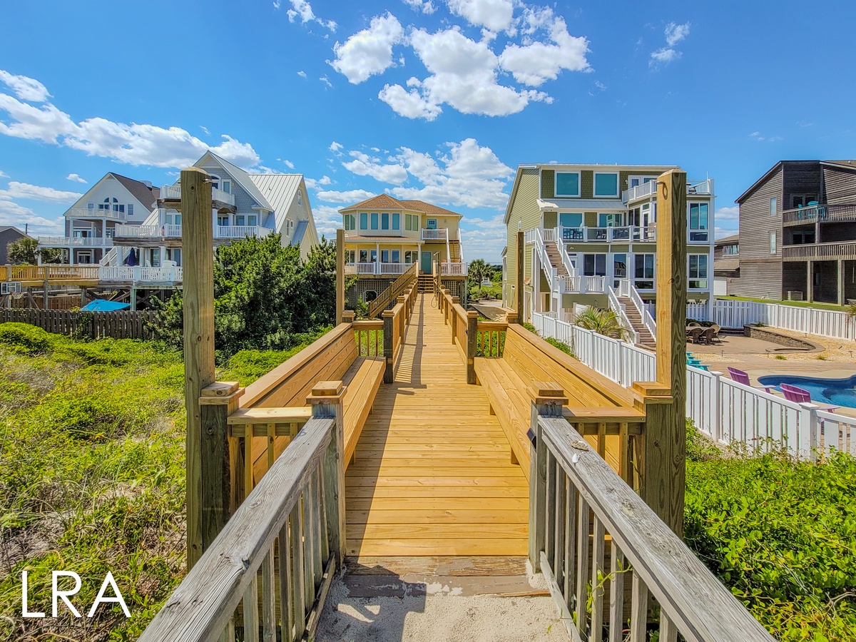 3584 Island Dr (The Proud Pelican [Int Refresh Ext]) - watermarked-33