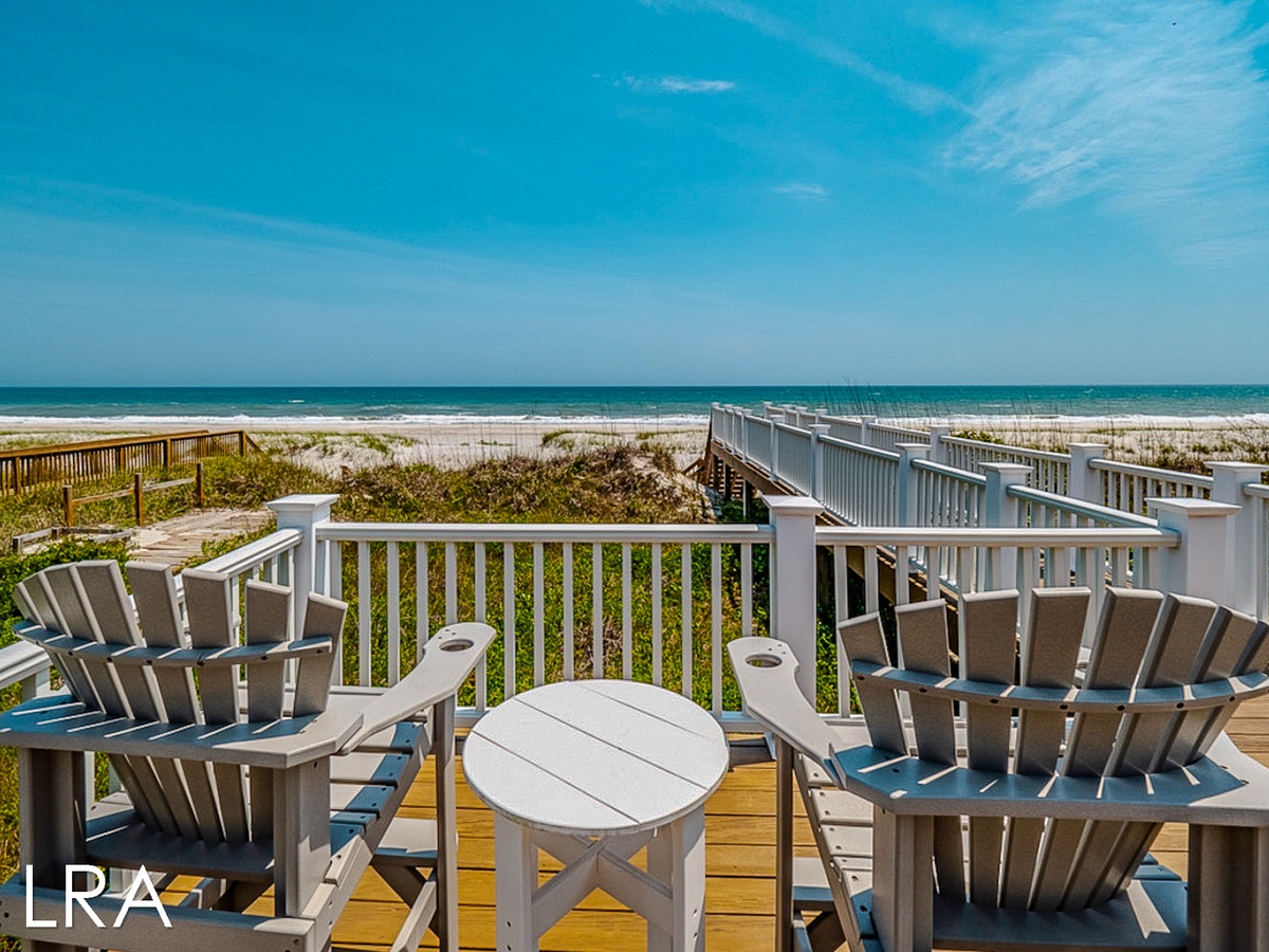 Deck/Beach Access (55)