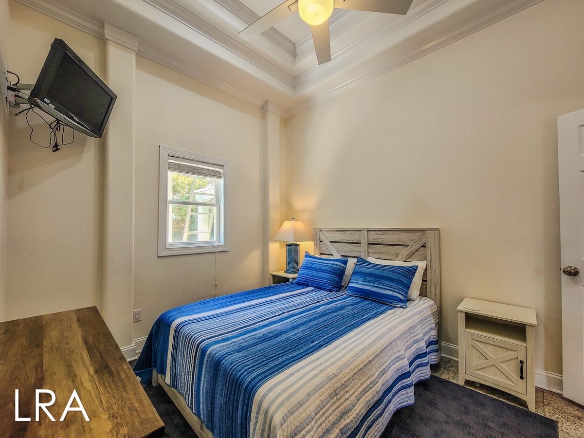 2717 S Shore Dr - Oceanside Manor (129)
