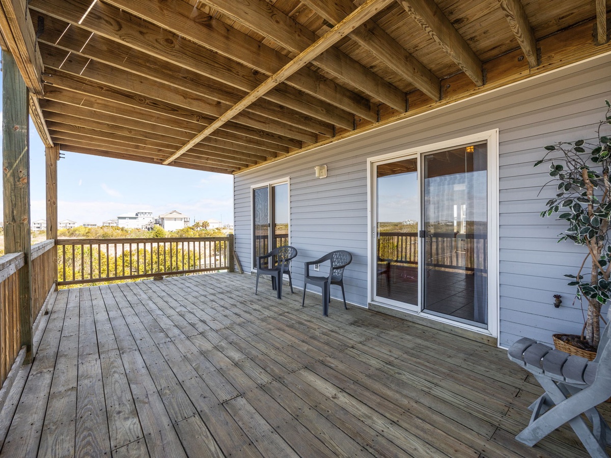 48-web-or-mls-3735 Island Dr. 108