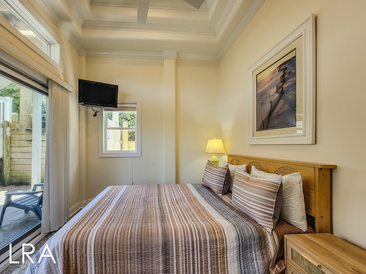 2717 S Shore Dr - Oceanside Manor (133)