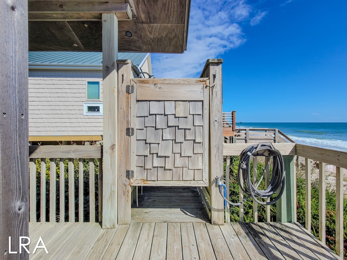 804 S Shore Dr (Beachy McBeach House [Int Ext Aerial Desc]) - watermarked-17