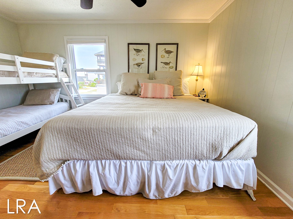 Hoot & Holler Vacation Rental in Topsail Beach,NC Lewis Realty