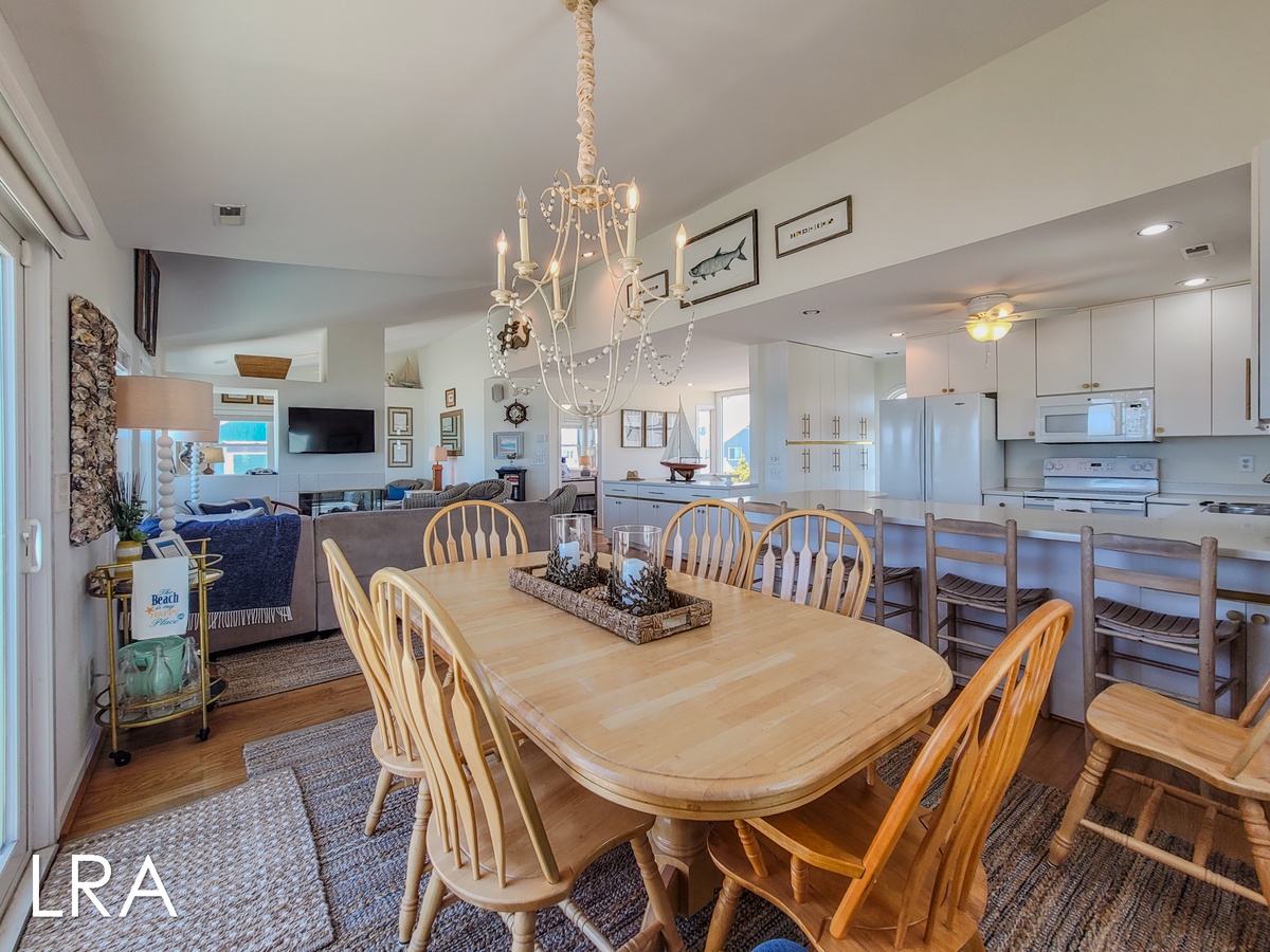 2405 S Shore Dr (Audreys Pearl [Int Ext Aerials] - watermarked-07