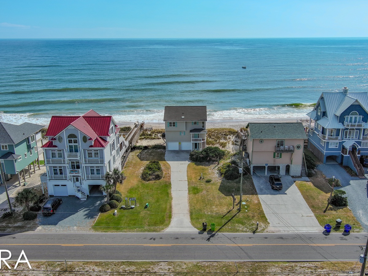 1050 New River Inlet Rd (Footprints In The Sand [Int Ext Aerials Desc]) - watermarked-42