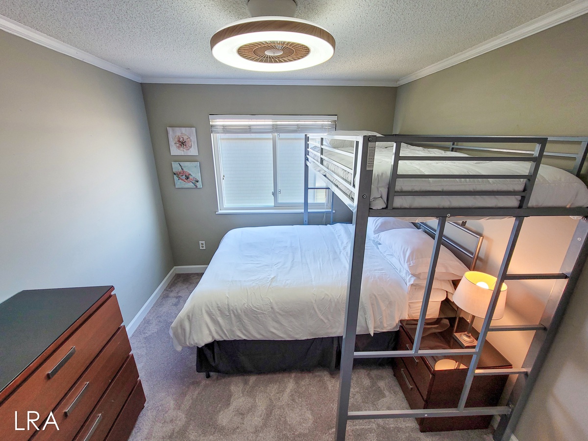 Double/Twin Bedroom -44