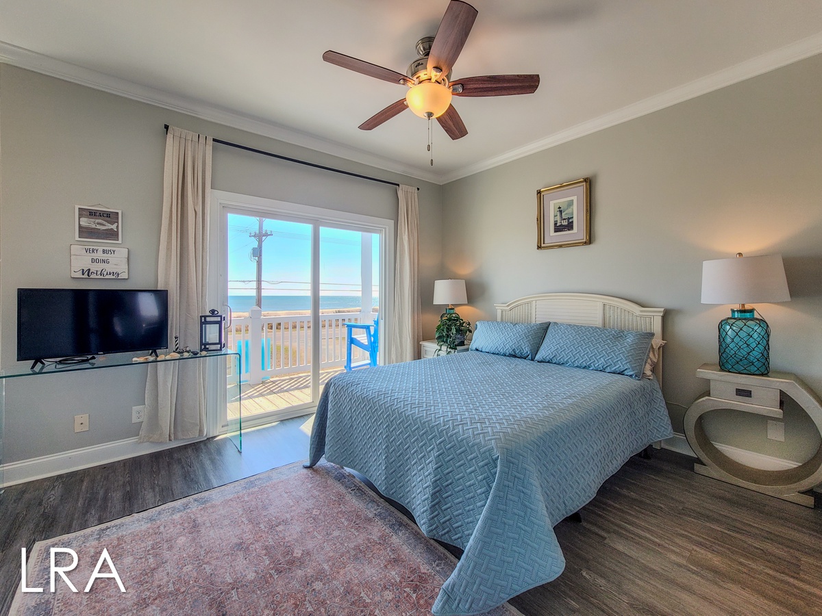 1743 New River Inlet Rd (Good Day Sunshine [Int]) - watermarked-54