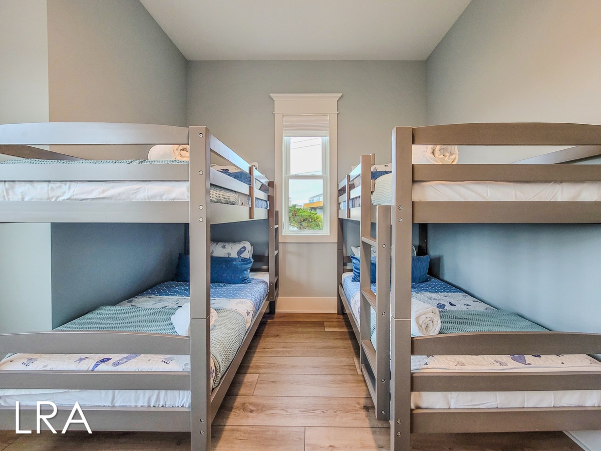 Twin Room, Queen -47