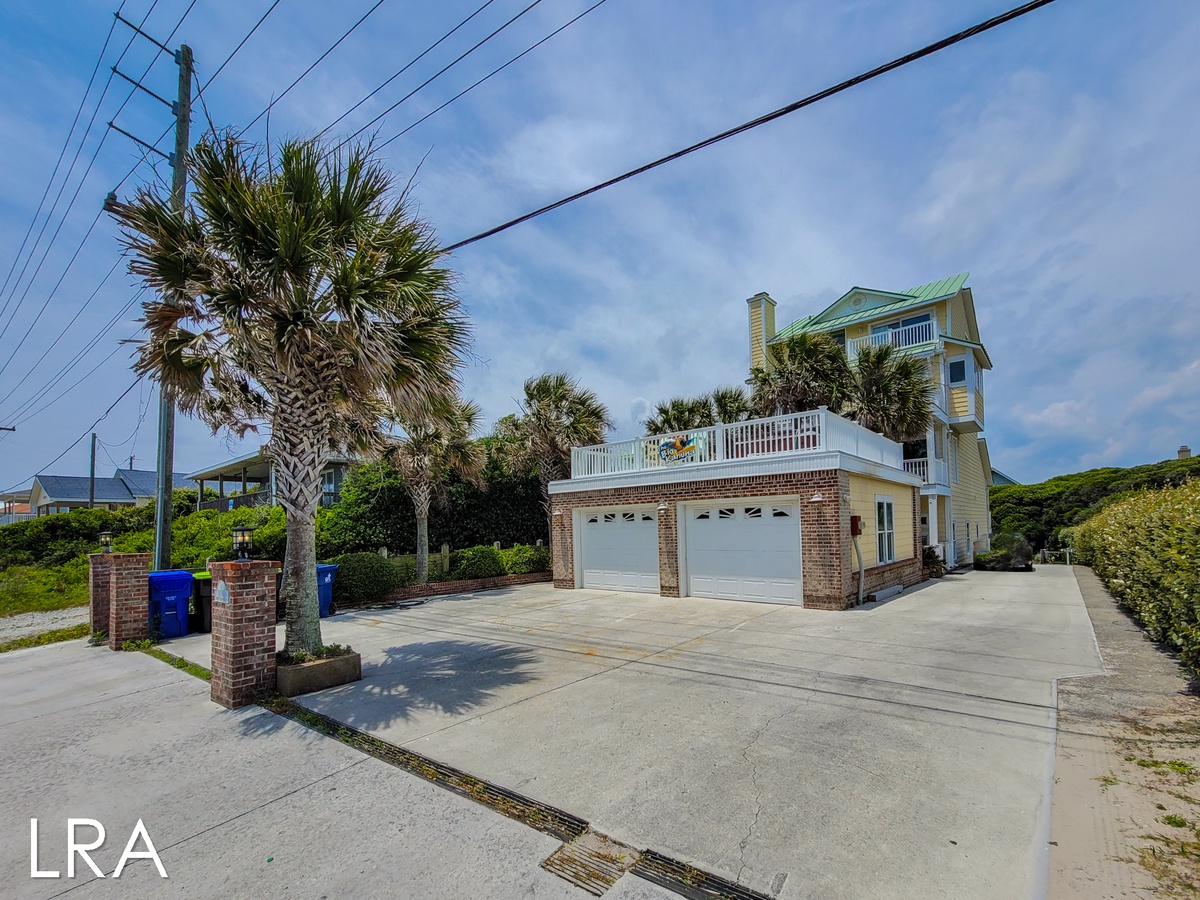 2717 S Shore Dr - Oceanside Manor-15