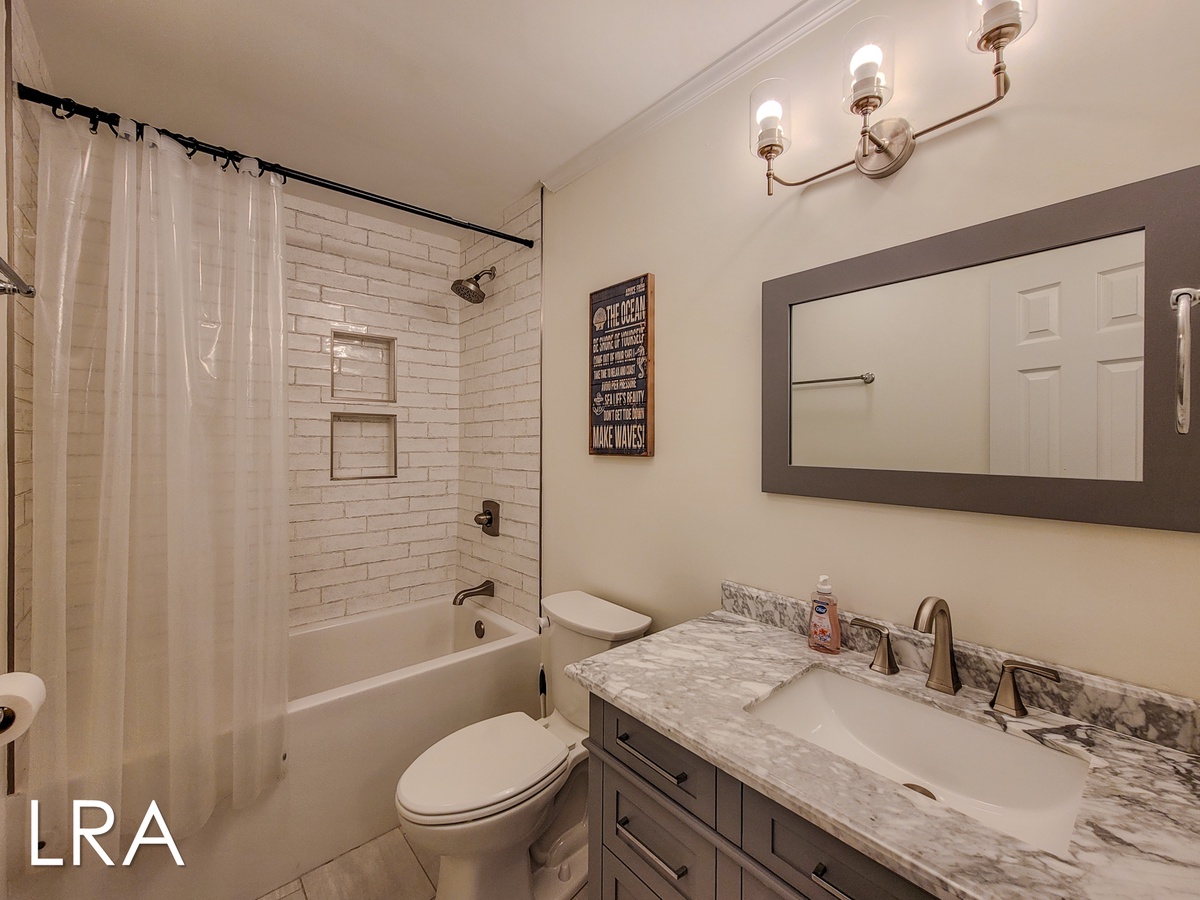 2717 S Shore Dr - Oceanside Manor (93)