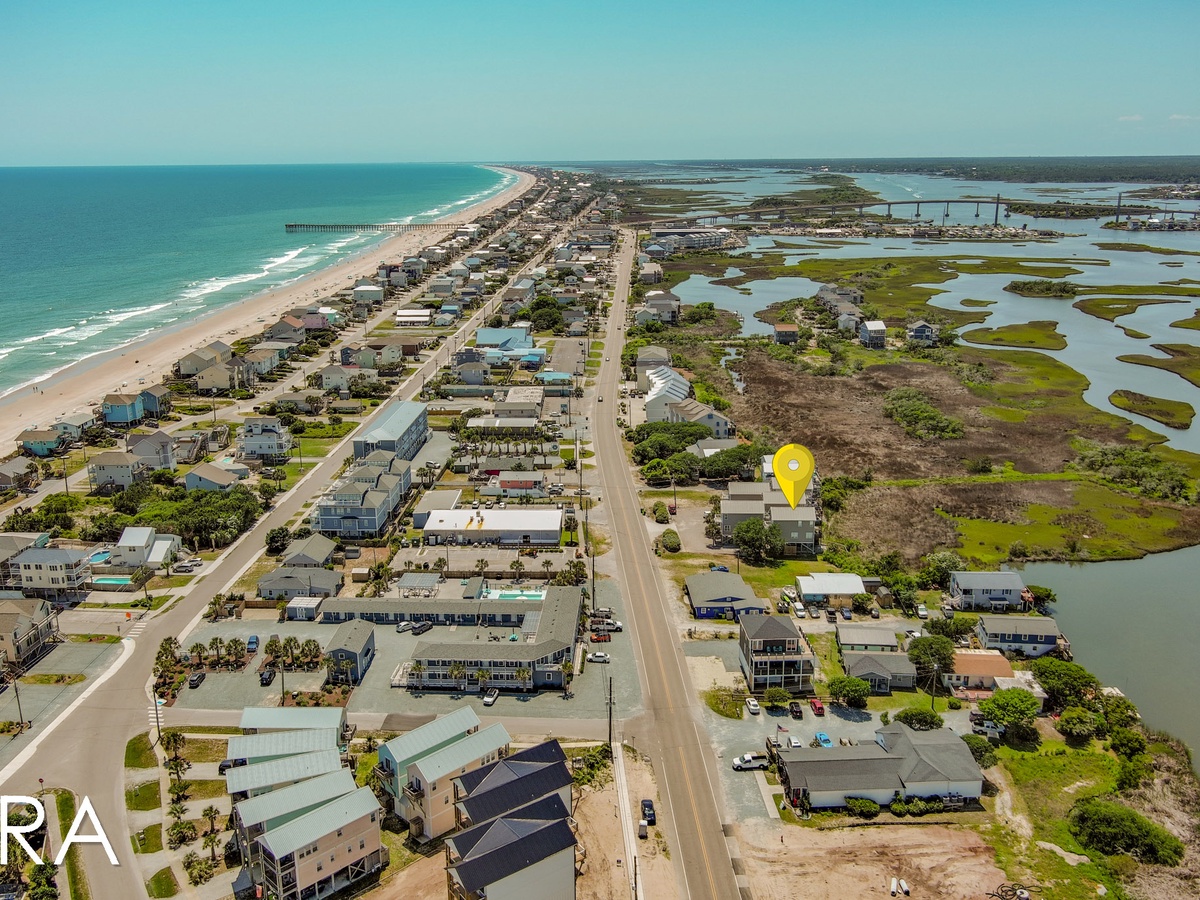 615-E N New River Dr (Coral Cabana [Int Ext Aerials]) - watermarked-57