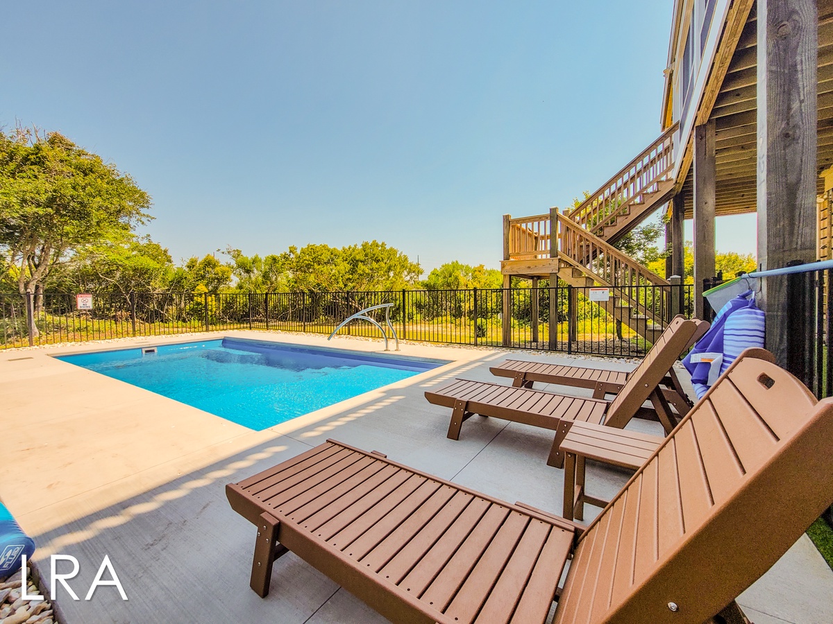 121 Ocean View Ln (Sea Glass Half Full [Ext - Pool]) - watermarked-10