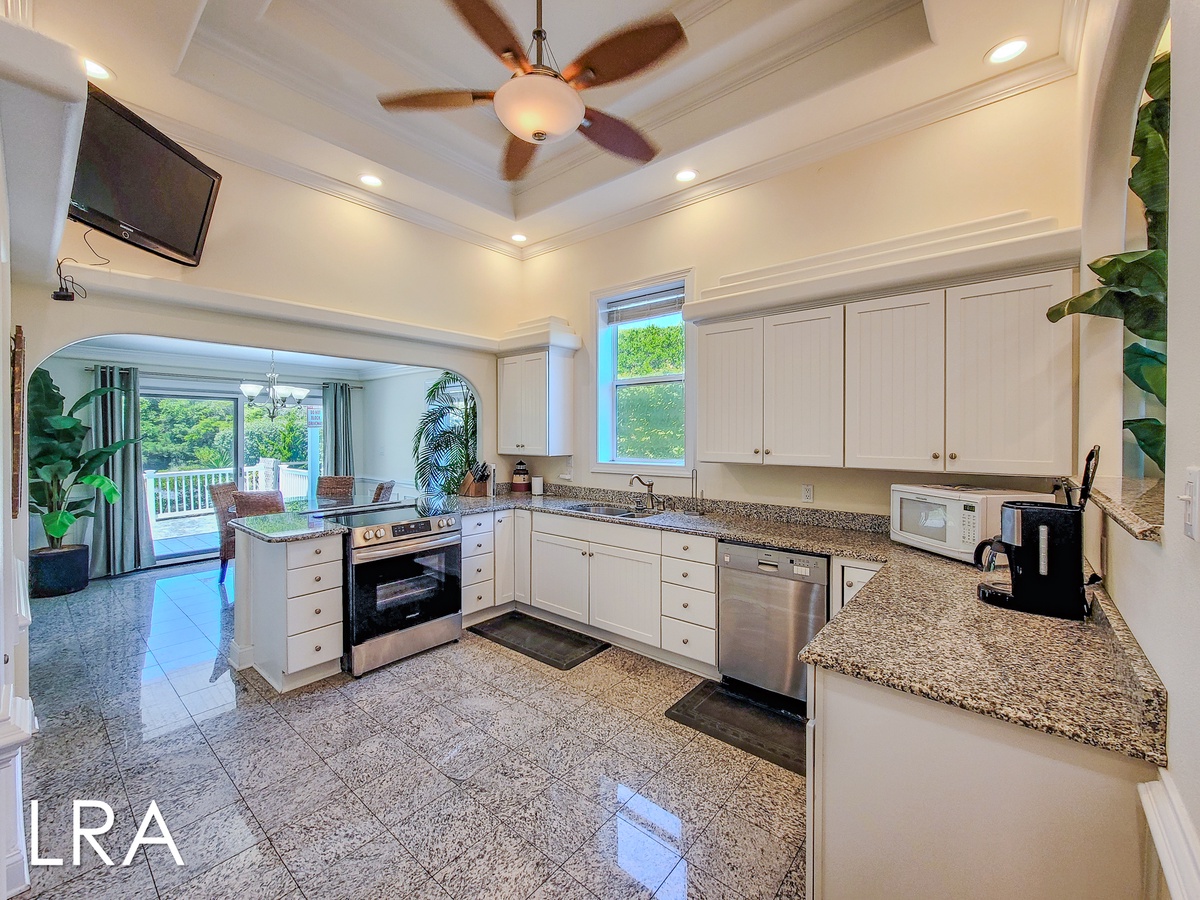 2717 S Shore Dr - Oceanside Manor (120)
