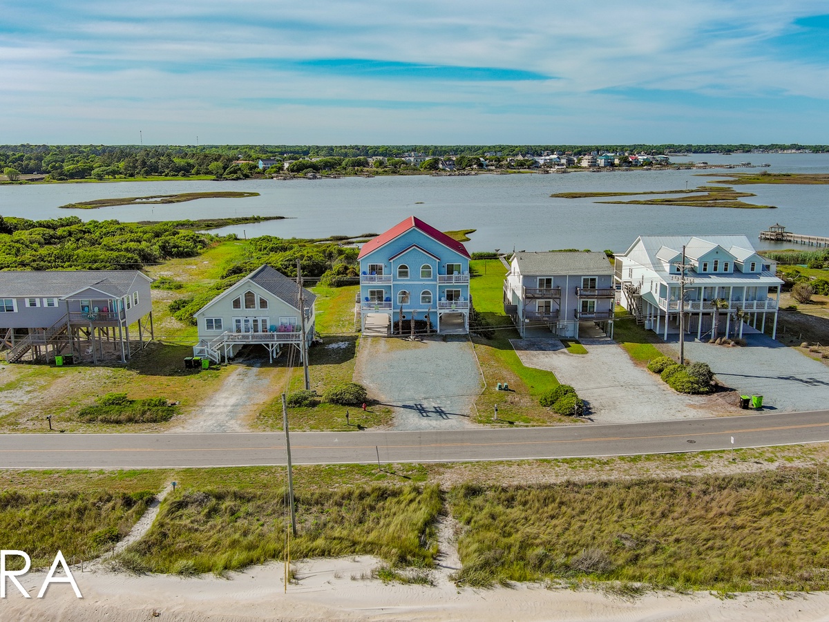 1743 New River Inlet Rd (Good Day Sunshine [Int Refresh Ext Aerials]) - watermarked-39