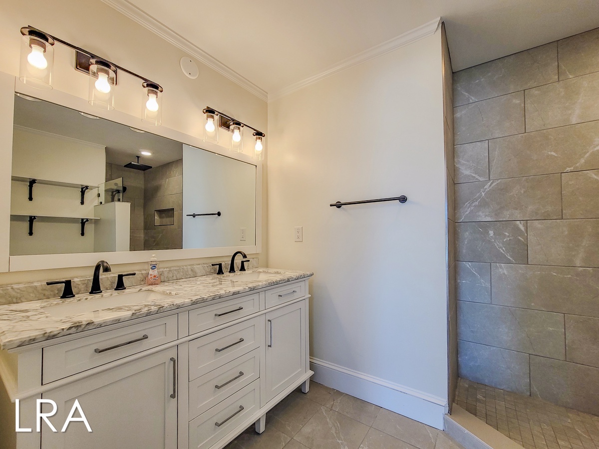 2717 S Shore Dr - Oceanside Manor (60)