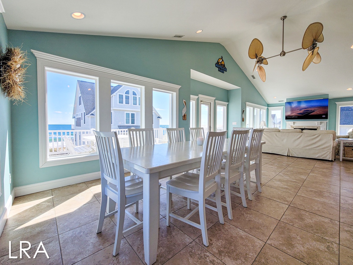 Dining Area-032