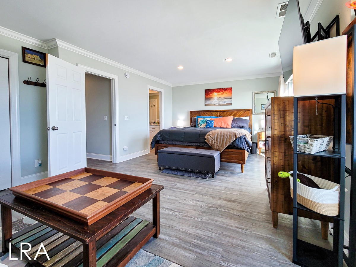 King/Twin Bedroom-48