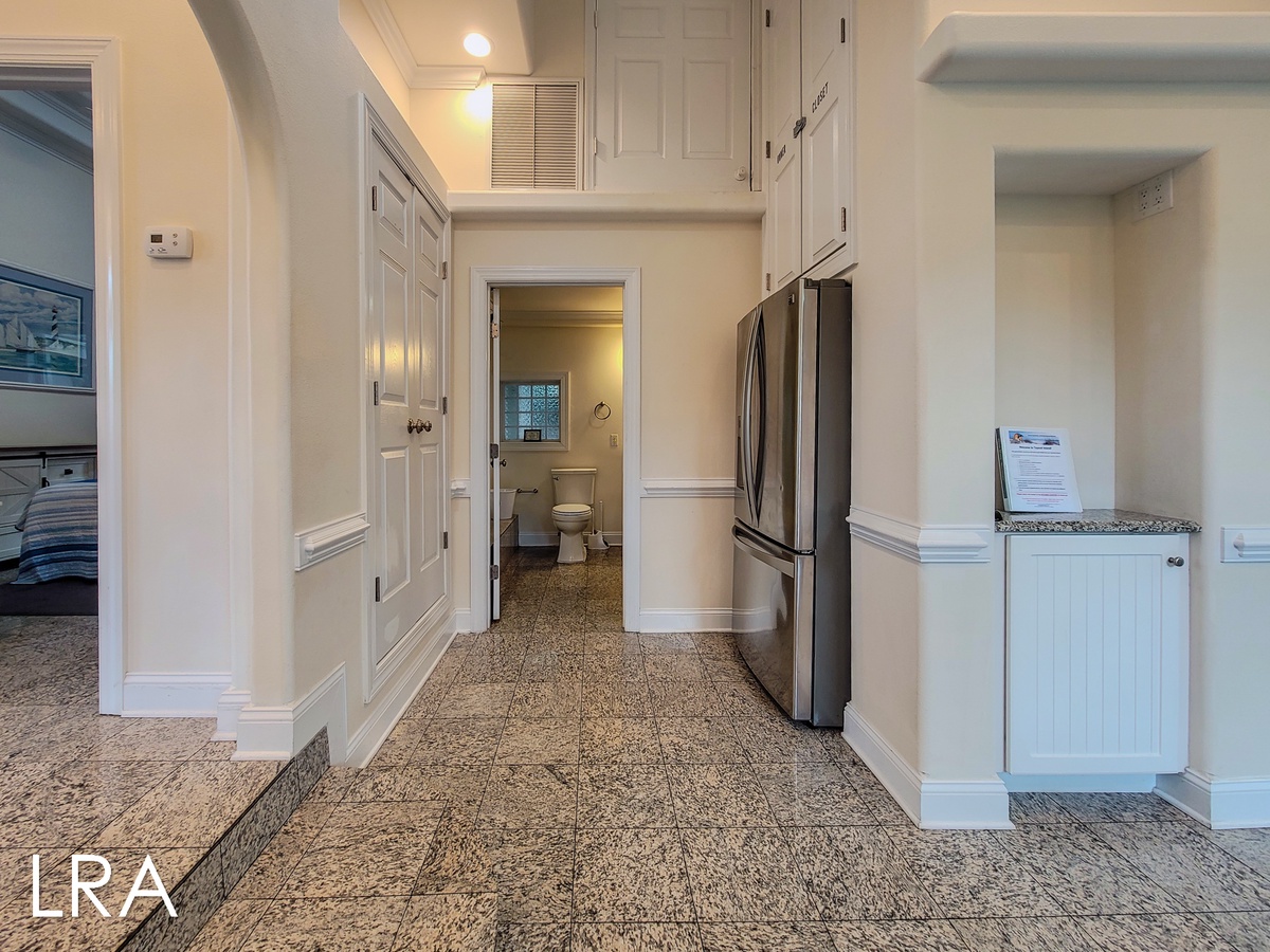 2717-A S Shore Dr (Oceanside Manor - Low Tide [Int Ext]) - watermarked-14