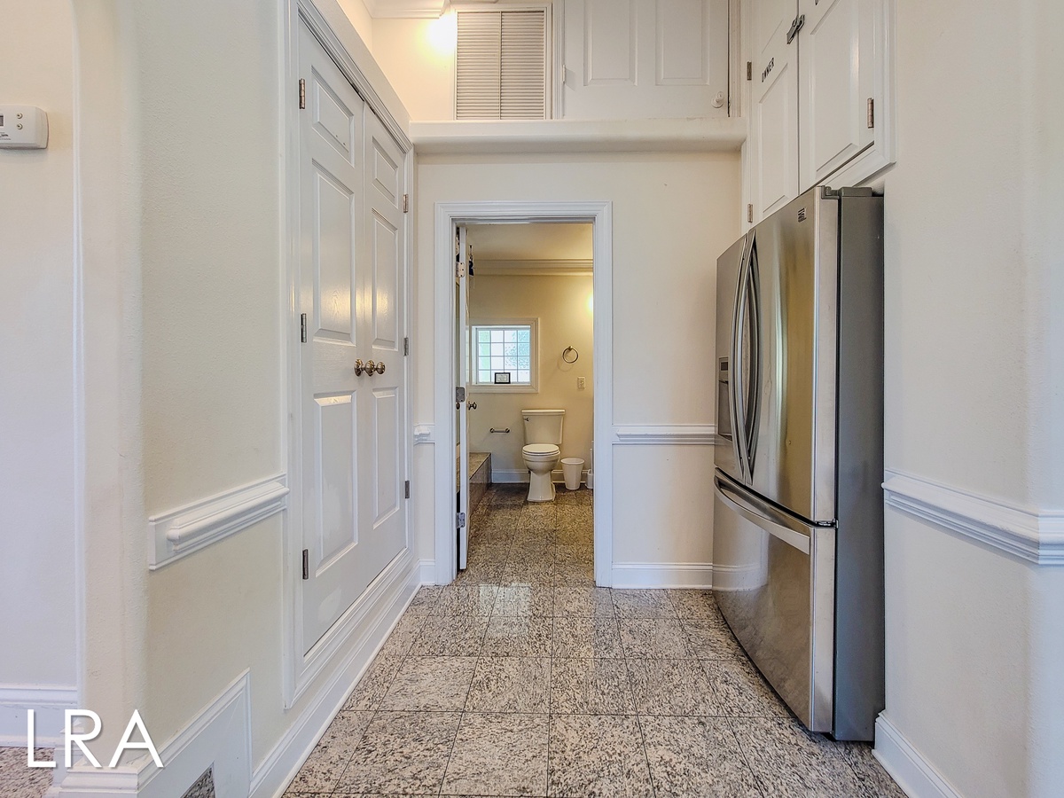 2717 S Shore Dr - Oceanside Manor (123)