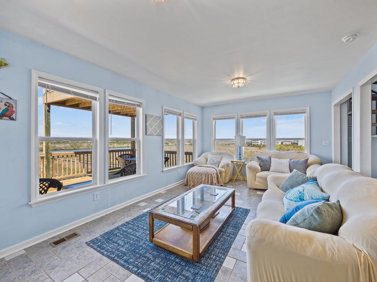 15-web-or-mls-3735 Island Dr. 33
