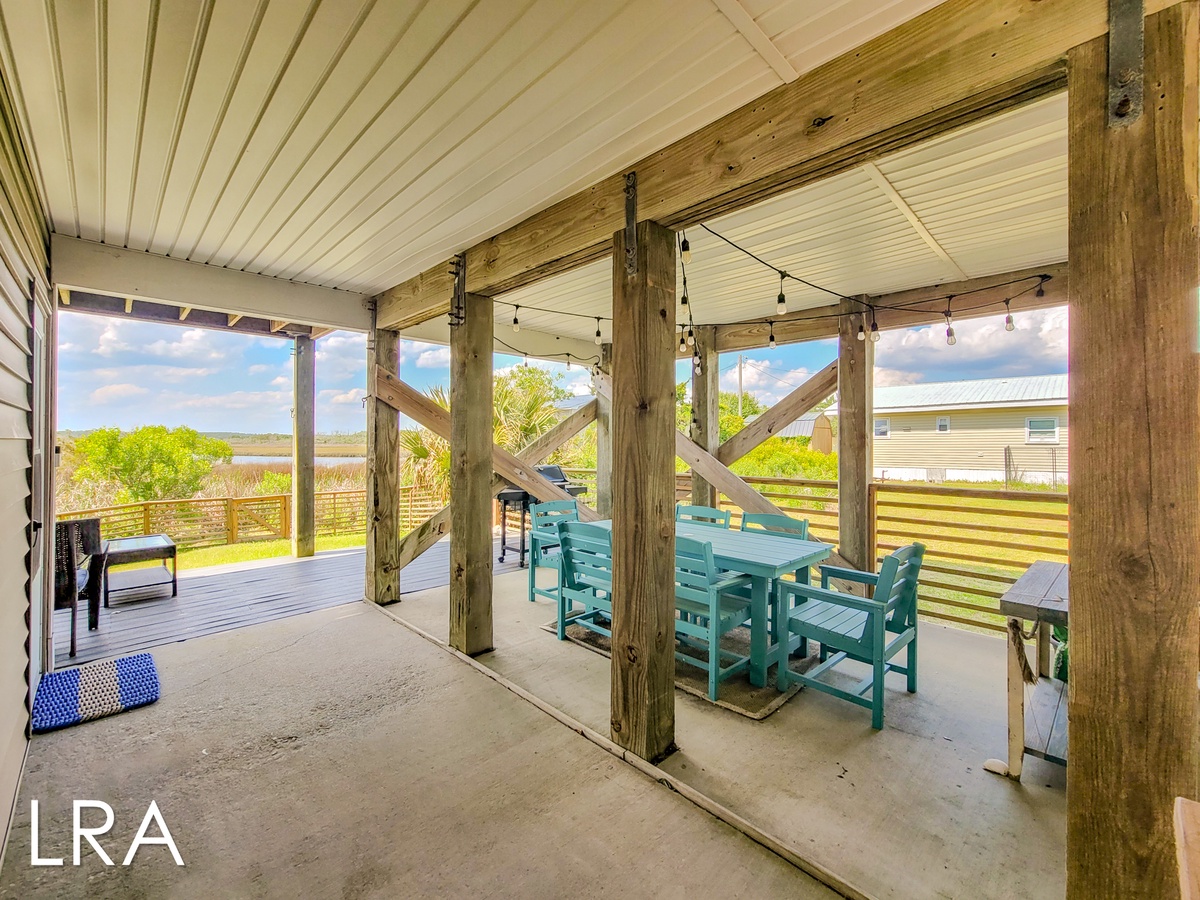 615-E N New River Dr (Coral Cabana [Int Ext Aerials]) - watermarked-43