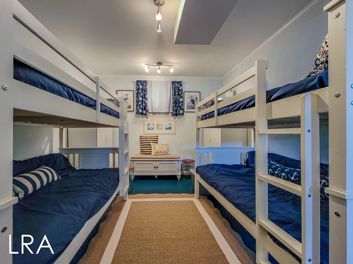 Twin Bunkroom-5