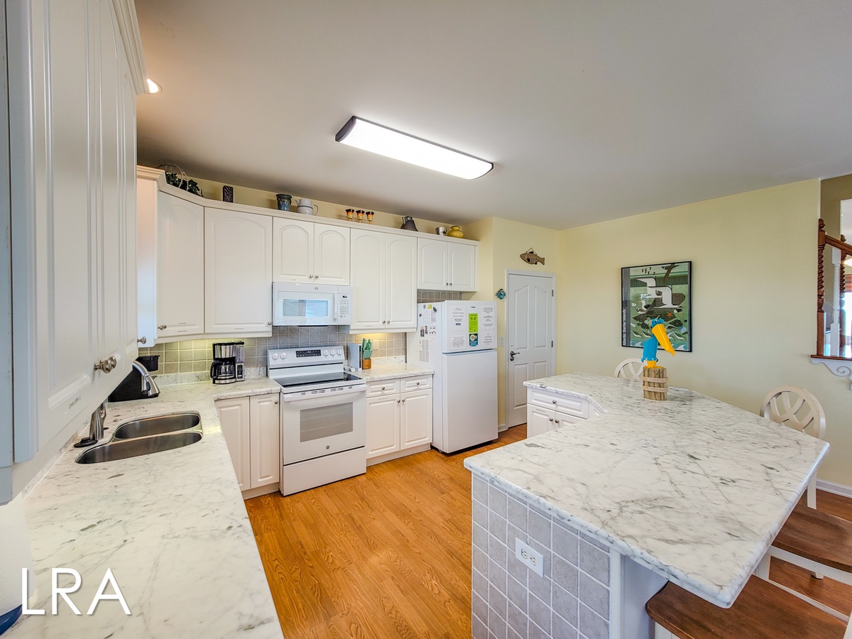 3584 Island Dr (The Proud Pelican [Int Refresh Ext]) - watermarked-80