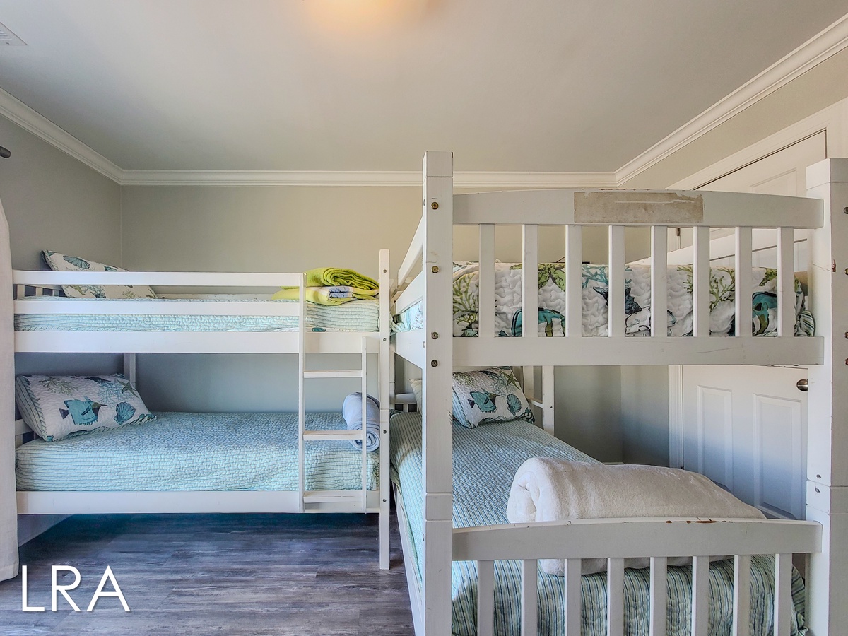 1743 New River Inlet Rd (Good Day Sunshine [Int]) - watermarked-29