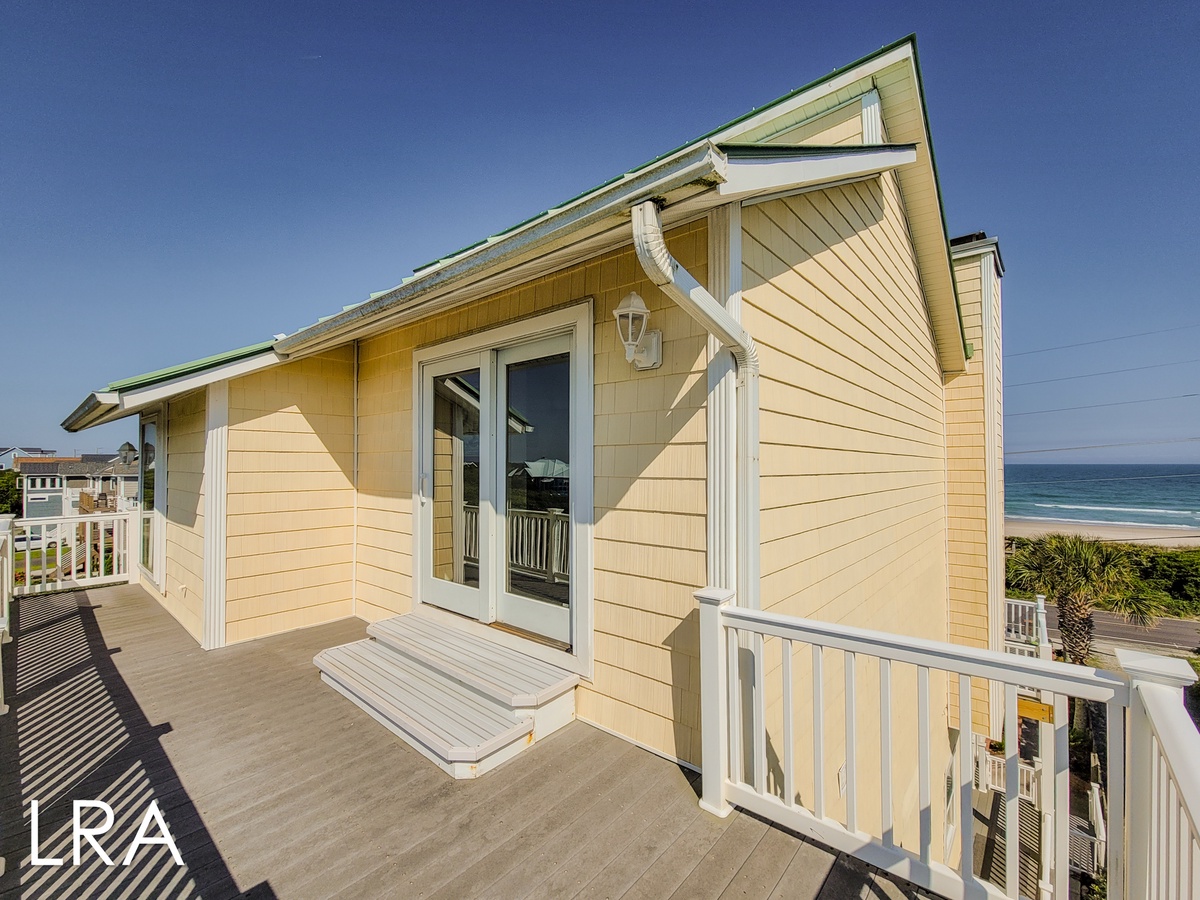 2717 S Shore Dr - Oceanside Manor (17)
