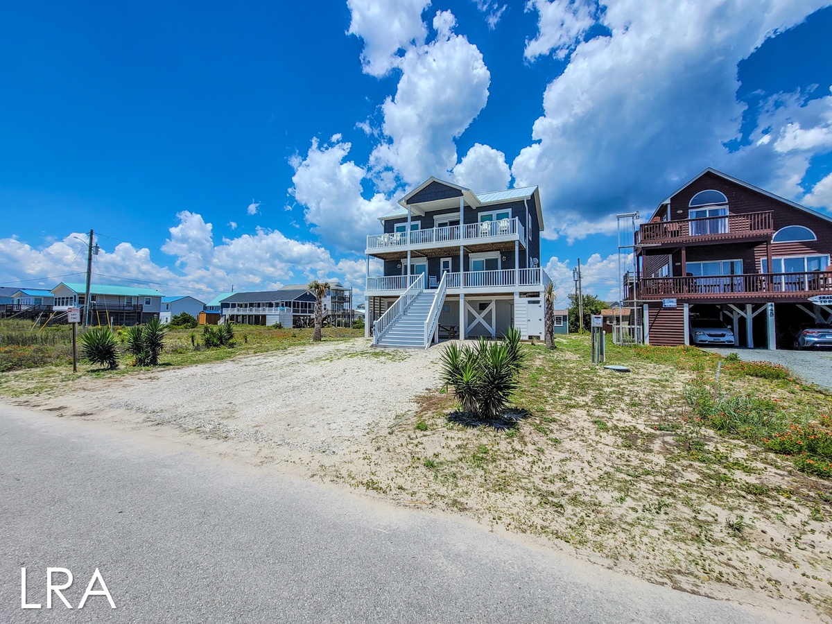 441 Topsail Rd (NeverEnding View [Int Ext]) - watermarked-04